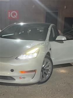 تسلا موديل 3